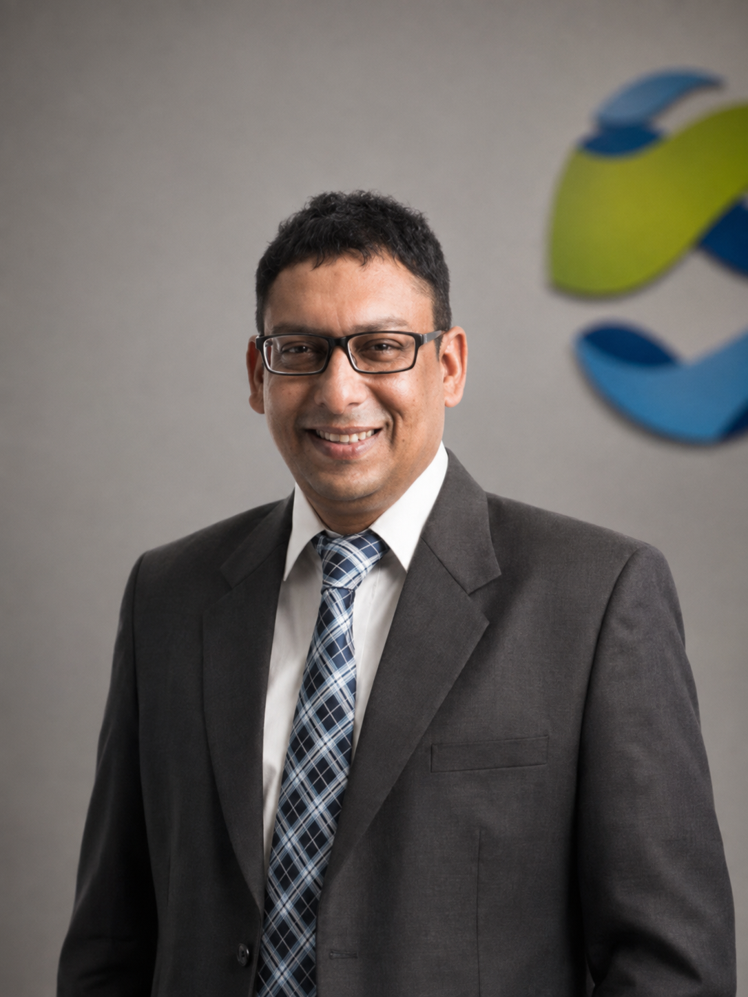 Dr Anupam KUMAR