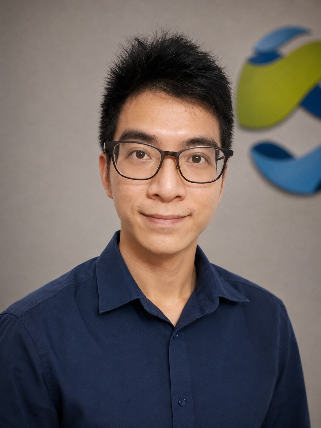 Mr Aron LOH